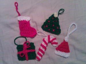 Free christmas ornaments for tree crochet pattern