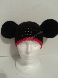 Free Crochet Pattern: Mickey or Minnie Mouse Ears Headband